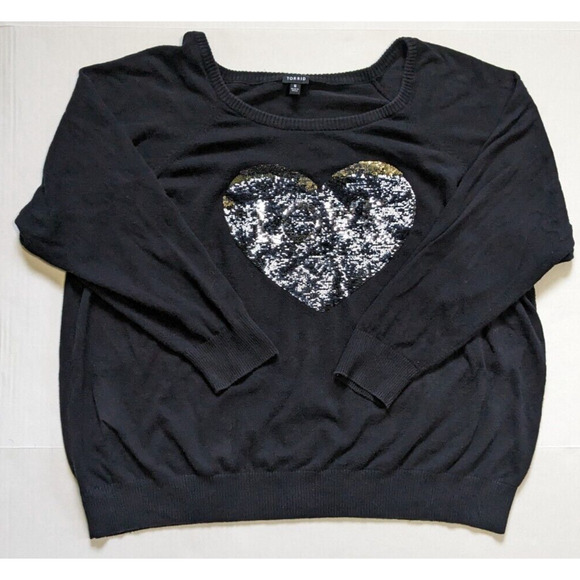 Torrid Plus Size Sweater size 5 Black Reversible Sequin Heart Pullover - Picture 1 of 8